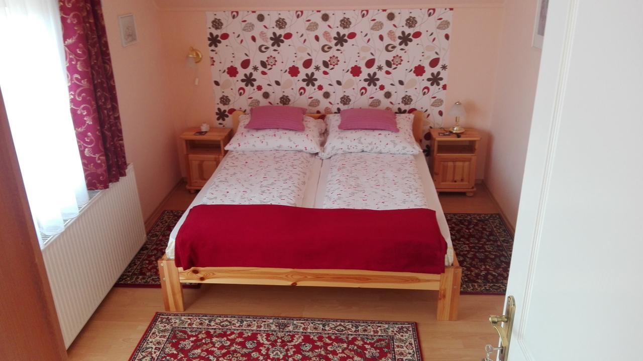 Marina-Bük Apartmanház Buk Exterior foto